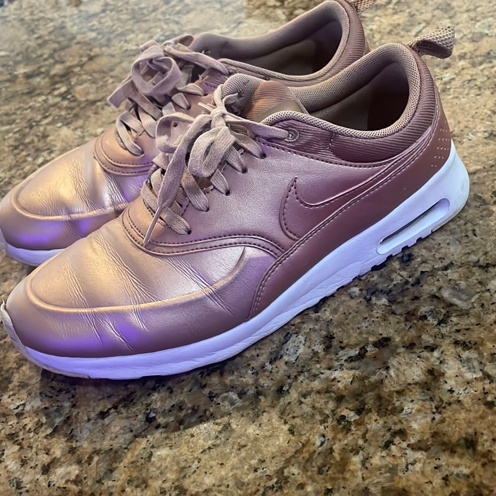 Mike Air Max Thea - Rose Gold Size 9